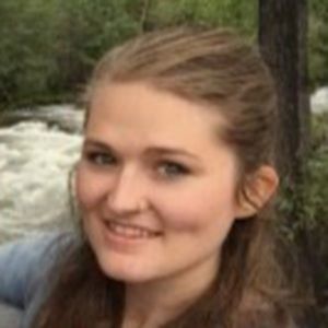 Meet your Posher, Caroline